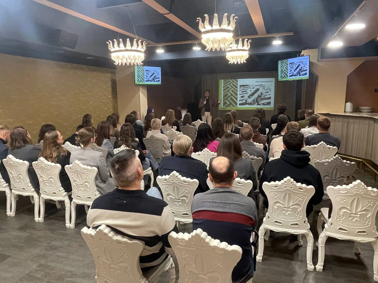 photo_2025-12-10_16-34-06.jpg photo_2025-12-10_16-34-06.jpg