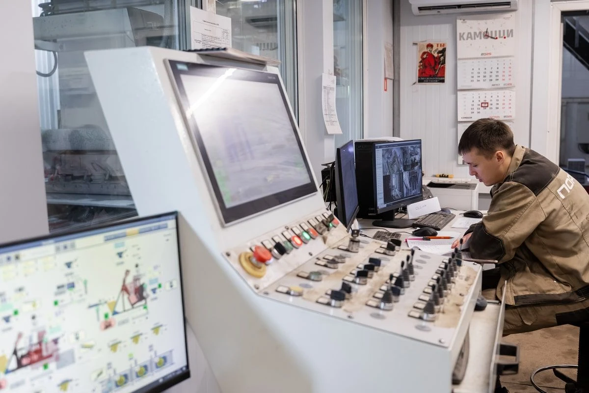 060_2025.09.17_Toli_Brown-min.jpg 060_2025.09.17_Toli_Brown-min.jpg