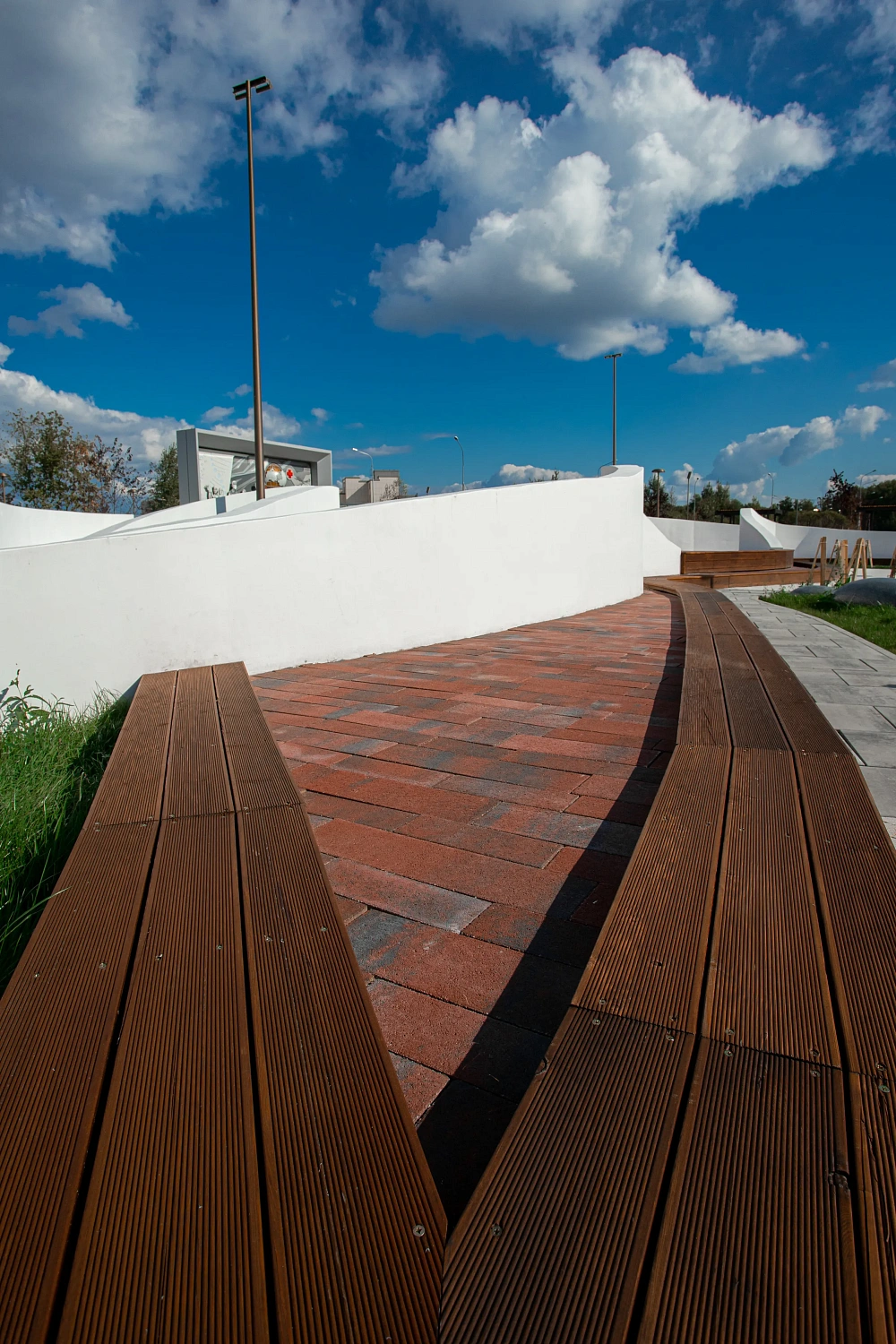 Сквер Медицинских работников в Тюмени